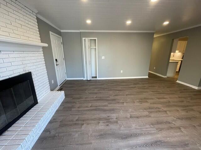 Building Photo - 27870 Reo Rd