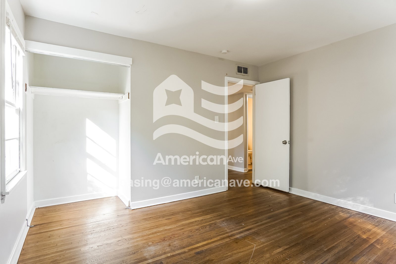 Building Photo - 620 Glen Crest Dr