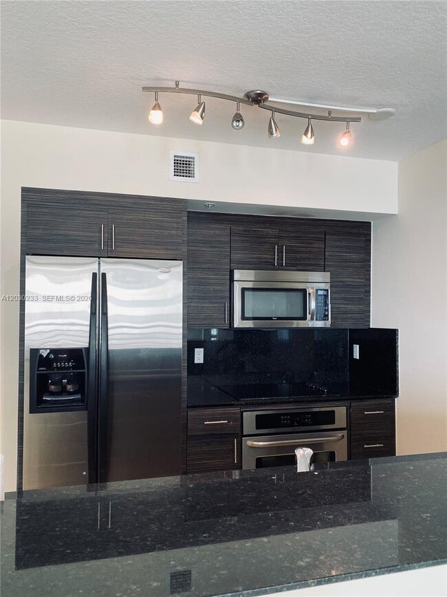 Building Photo - 335 S Biscayne Blvd