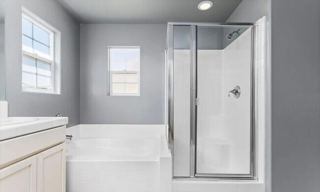 Building Photo - Adorable Home For Rent