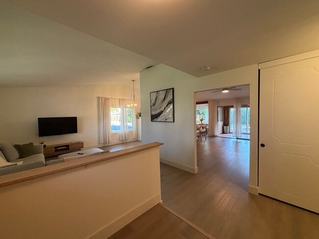 Building Photo - Beautiful Single-Story Gem in Vacaville!