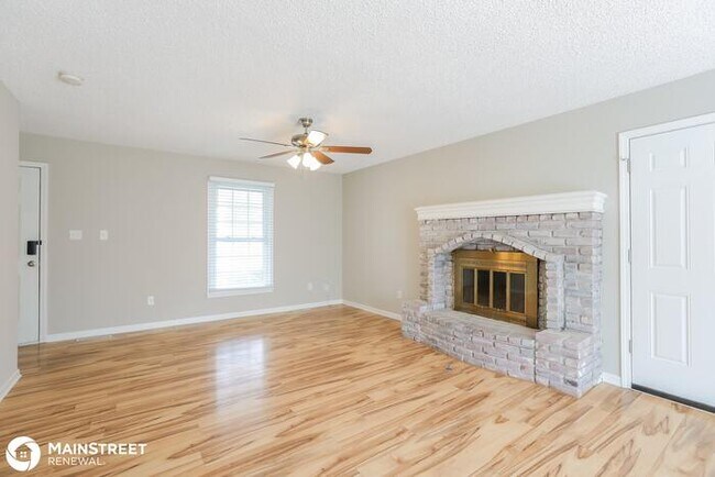 Building Photo - 1105 NE RIDGEVIEW DR, LEES SUMMIT, MO 64086