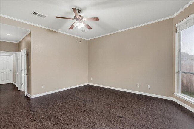 Building Photo - 4204 Fairmeadow Dr