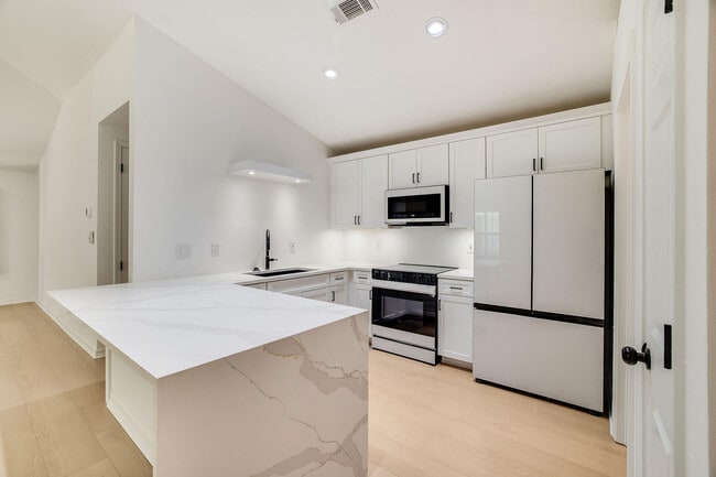 Building Photo - 145 Bayou Landing Rd