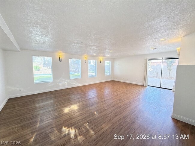Building Photo - 2817 Crystal Cove Dr