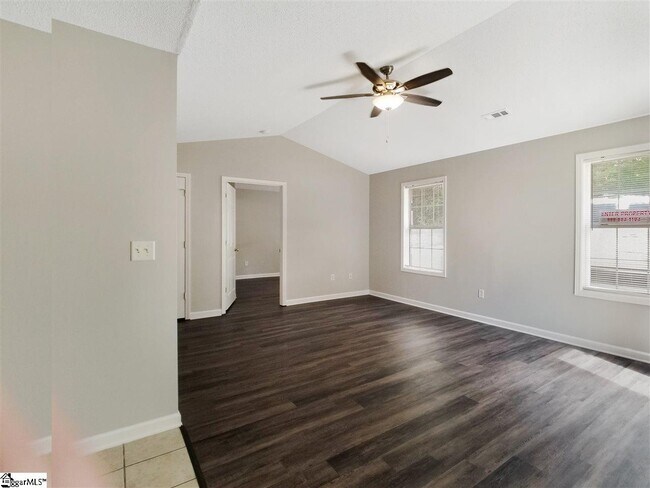 Building Photo - 915 Black Snake Rd