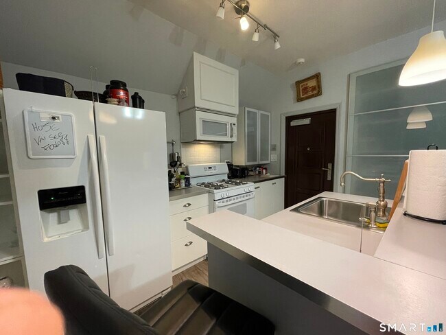 Building Photo - 134-138 Washington Ave