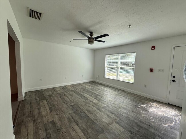 Building Photo - 960 NW 56th Ave