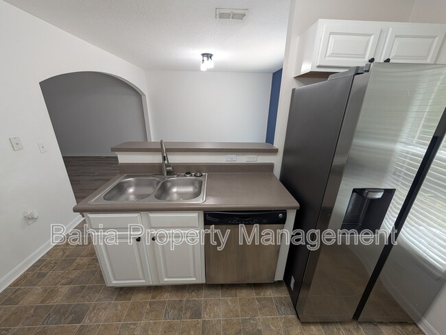 Building Photo - 4547 Ashburn Square Dr