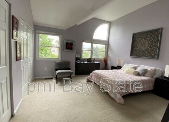 Building Photo - 10 Merganser Way