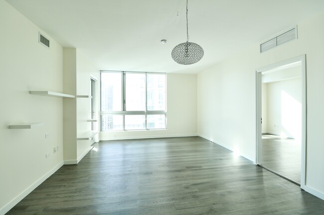 Living Room - 300 S Biscayne Blvd