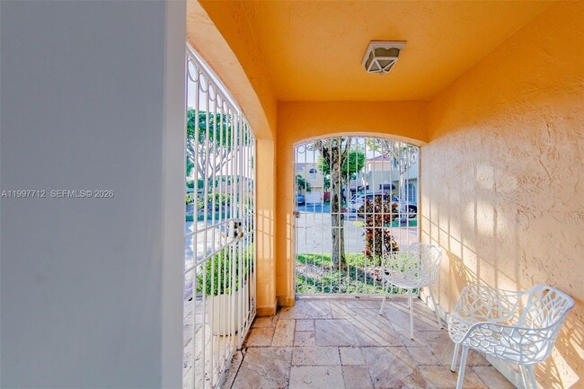 Building Photo - 165 NW 85th Ct