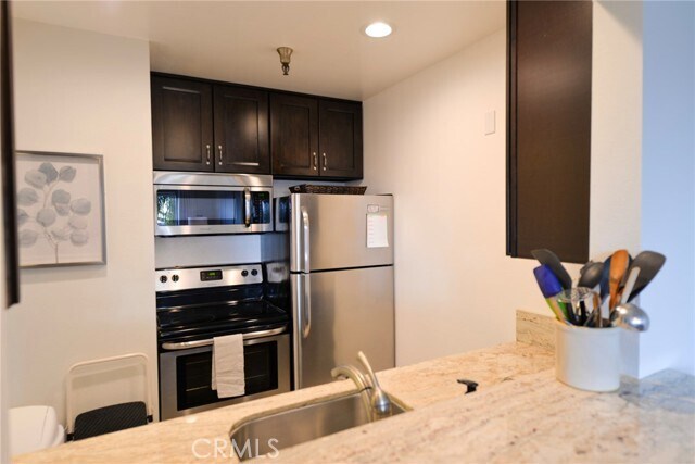 Building Photo - 3830 Avenida Del Presidente