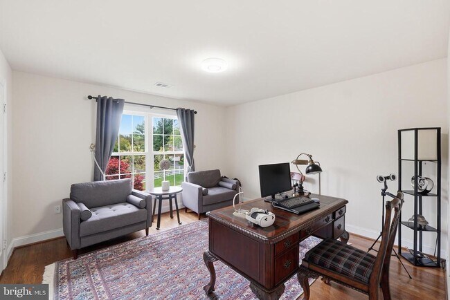 Building Photo - 13010 Boswell Ct