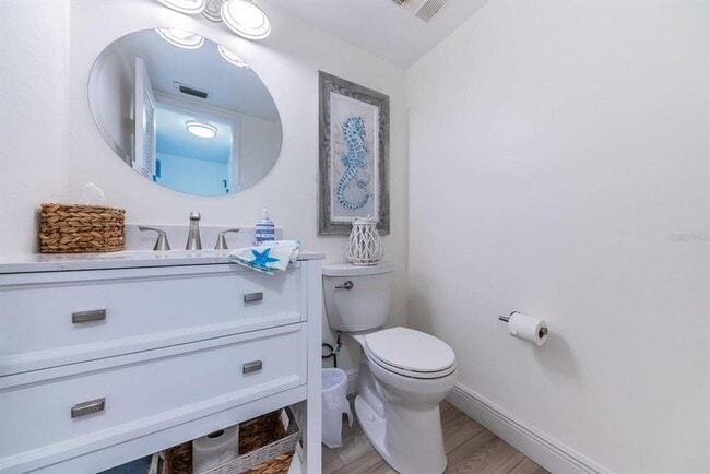 Building Photo - 6357 Bahia Del Mar Blvd S