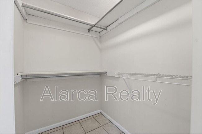 Building Photo - 11025 Scrimshaw Ln