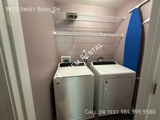 Building Photo - 9815 Sweet Basil Dr