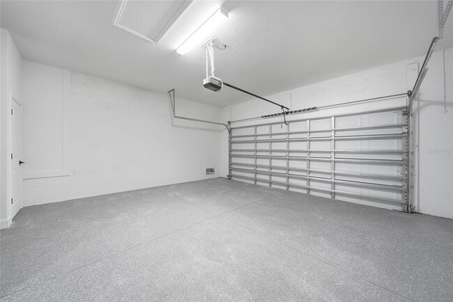 Building Photo - 17180 Drayton Ln