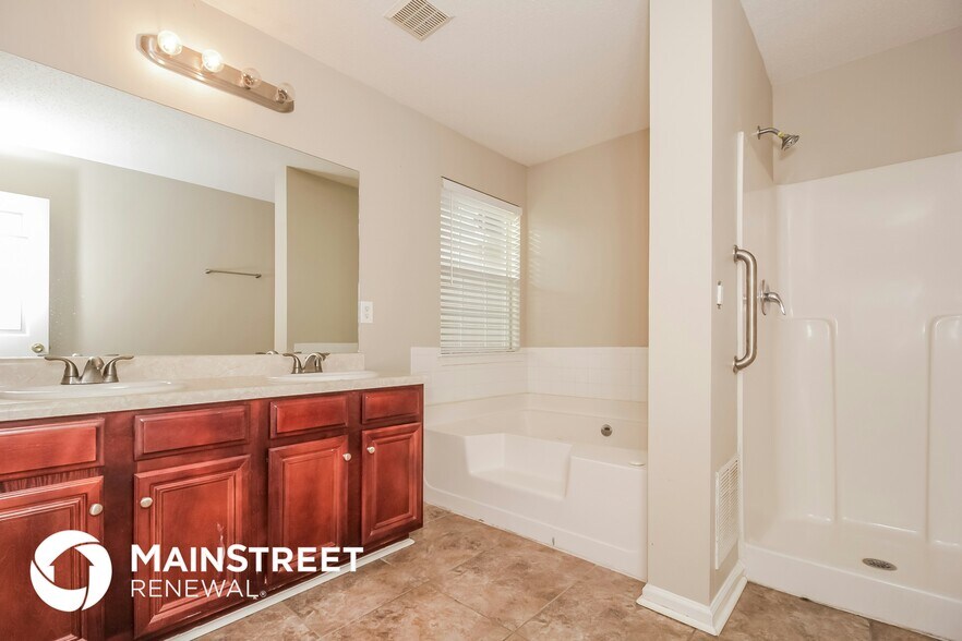 Building Photo - 4321 Holliday Rd