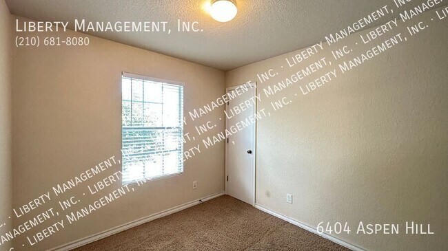Building Photo - 6404 Aspen Hill