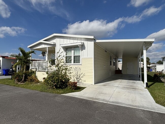 Building Photo - 212 Liberty St