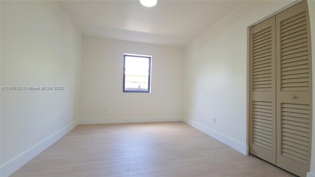 Building Photo - 819 NW 48th St