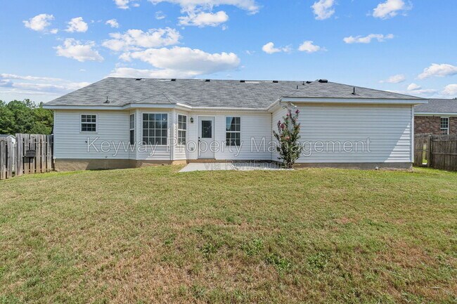 Building Photo - 1904 Lobelia Ln