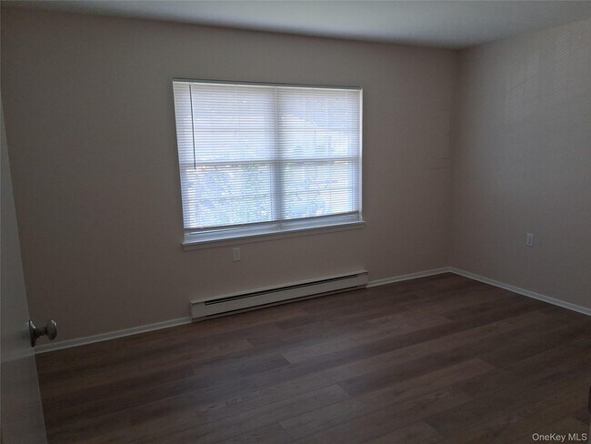 Building Photo - 168 Ventry Ct