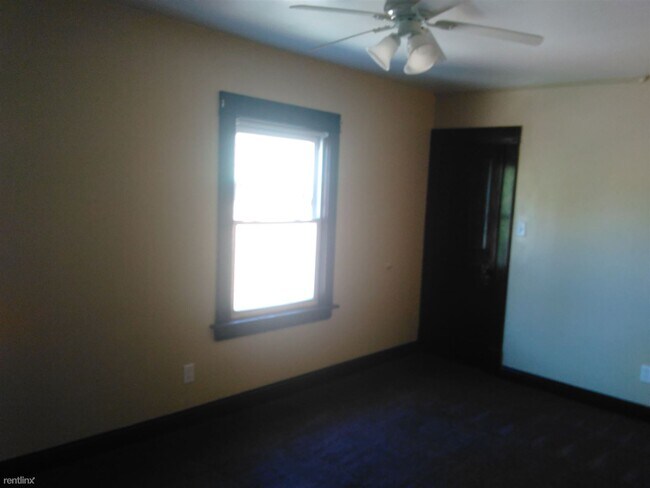 Building Photo - 4 br, 1.5 bath House - 2107 50th St