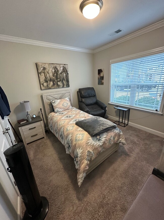 Building Photo - 335 National Dr