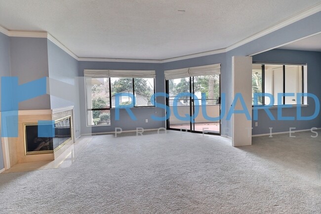 Building Photo - 401 100th Ave NE