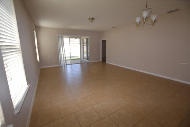 Building Photo - 2021 Beacon Landing Cir