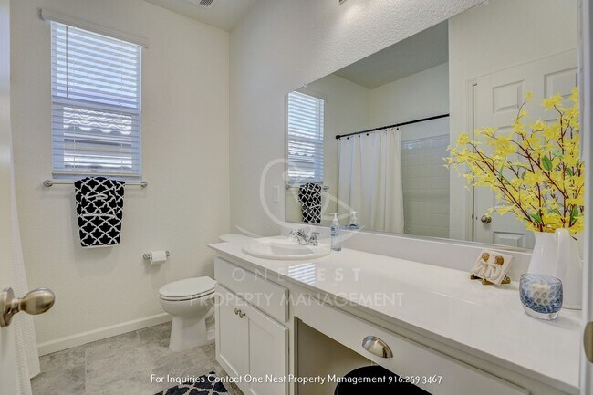 Building Photo - Stunning 4 Bedroom home in Twelve Bridges