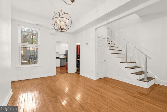 Primary Photo - 1832 6th St NW