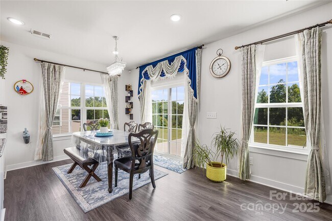 Building Photo - 7106 Waterwheel St SW