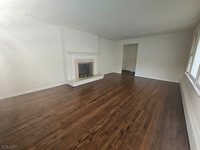 Building Photo - 44 Forestdale Rd