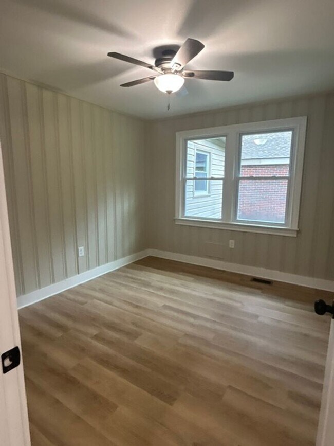 Building Photo - **Coming Soon**Completely Renovated Corner Lot Near Downtown Greenville