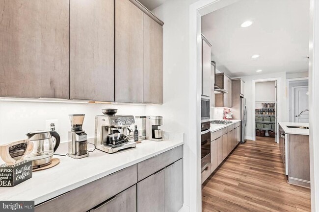 Building Photo - 42023 Spring Air Dr