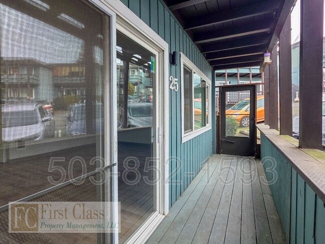 Building Photo - 12345 SW Hall Blvd