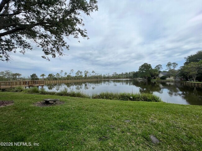 Building Photo - 1449 Blue Heron Ln N