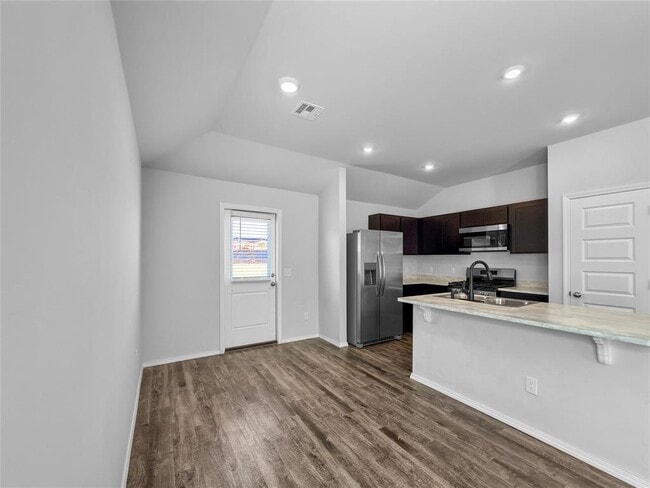 Building Photo - 1211 Clydesdale Dr