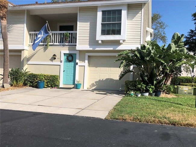 Building Photo - 230 Sun Vista Ct N