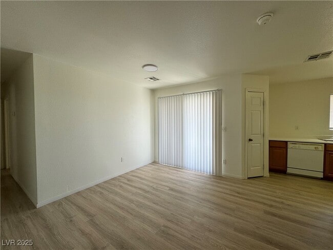 Building Photo - 1360 Bourbon St