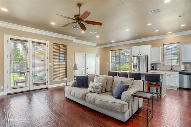 Building Photo - 297 Evangeline Creek Dr