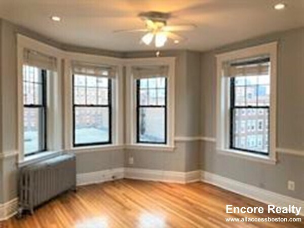 Building Photo - 35 Queensberry