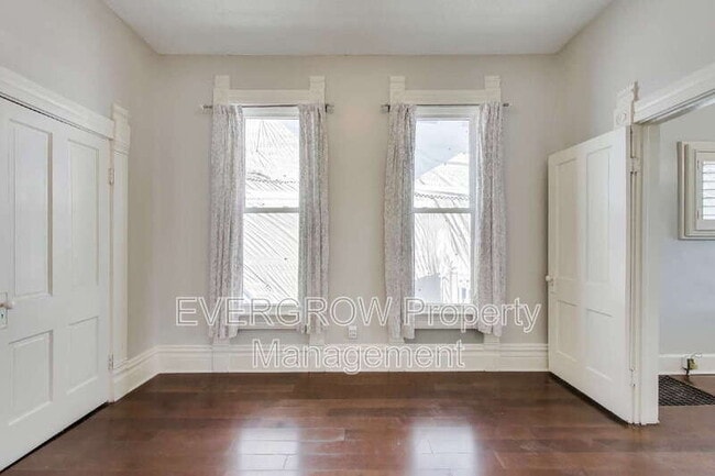 Building Photo - 1140 Hoyt Ave