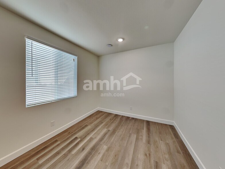 Building Photo - 264 Austin Bellerose Pl