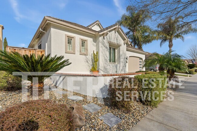 Building Photo - 3550 Coyote Rd