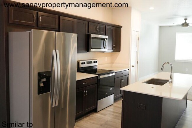 Building Photo - Modern 3-Bedroom Ranch in Grimes with basement-Available End of April!