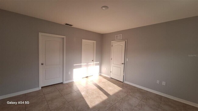 Building Photo - 754 Chinoy Rd